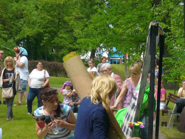 image041