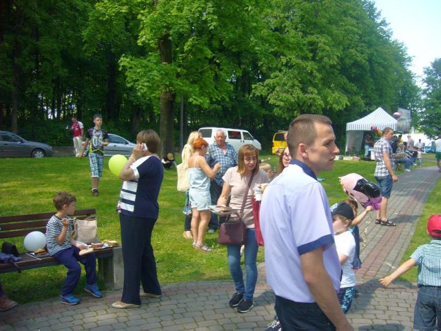 image073