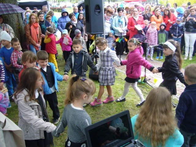 image016